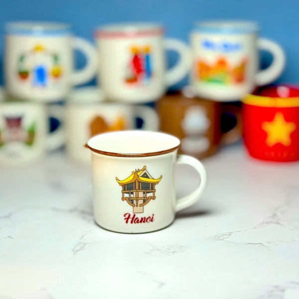 LY SỨ NHỎ HN CHÙA 1 CỘT