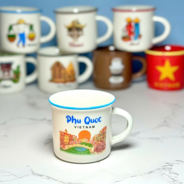 LÝ SỨ NHỎ P.QUỐC