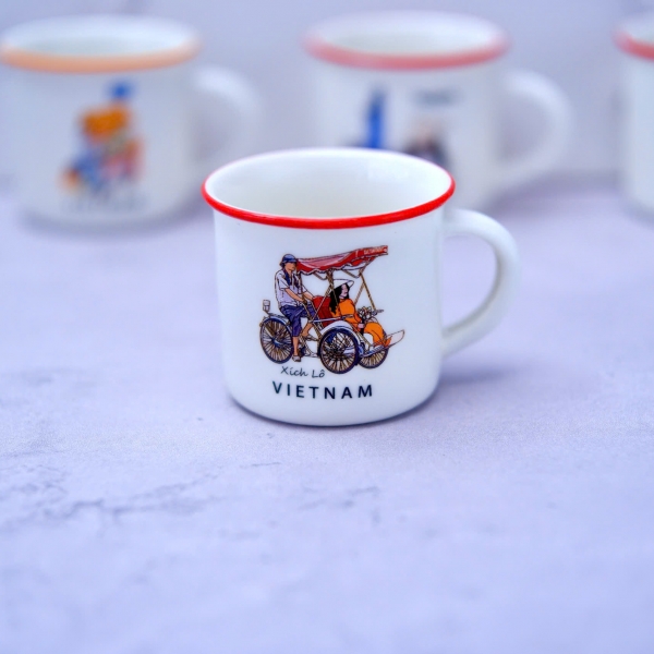 LY SỨ NHỎ XICLO